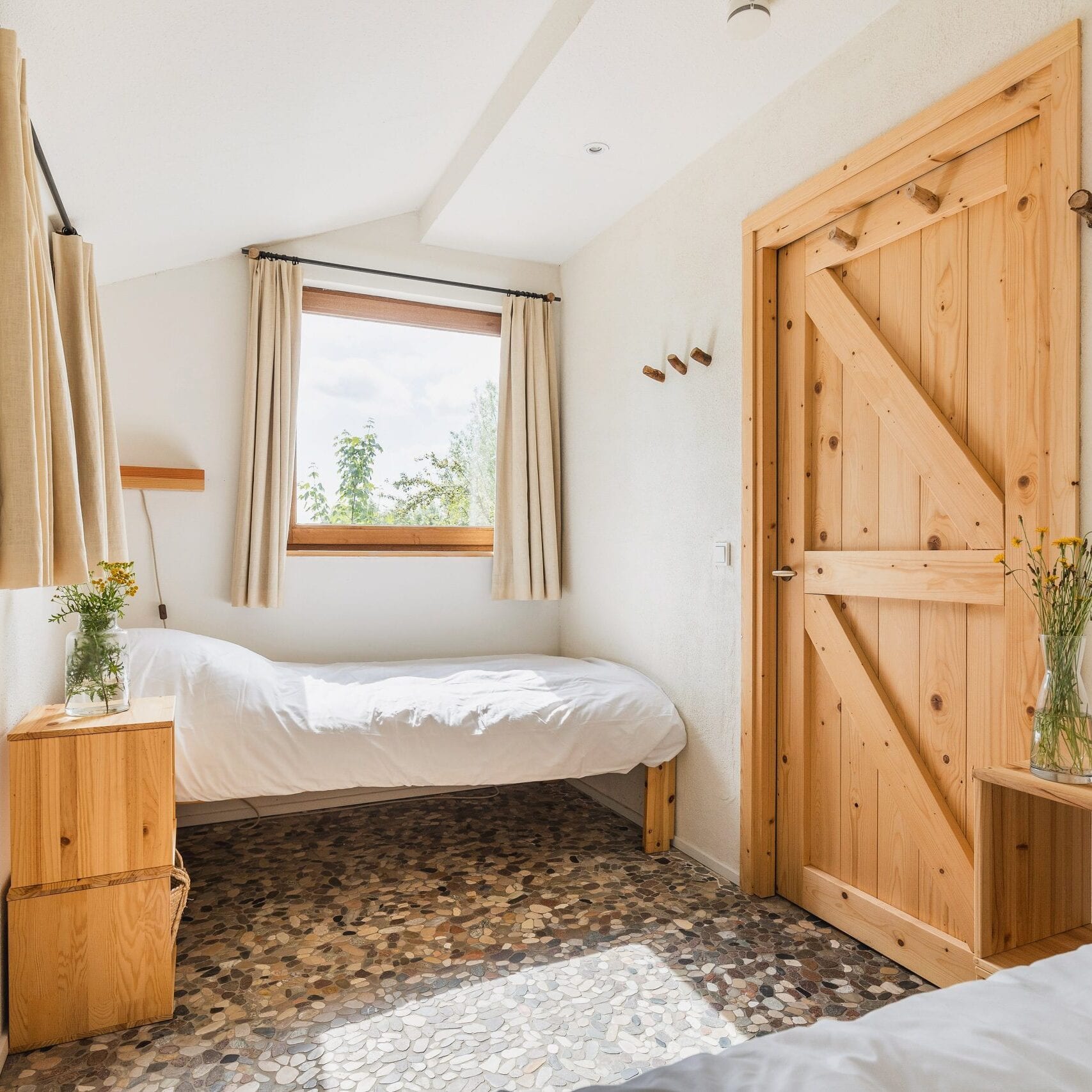 Slaapkamers & badkamers — bedrooms bathrooms 01